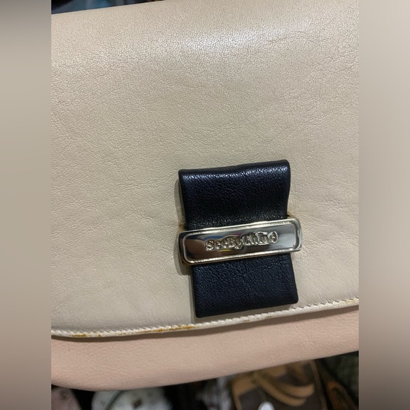 See by Chloe 2 tone beige light pinkish color Cross body bag -authentic ✅ - Picture 2 of 10